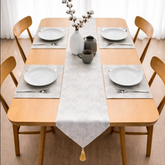 Silver Mirage Table Runner With 4 Mats