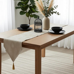 Golden Dew Table Runner With 4 Mats