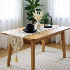 Soft Ash & Gold Table Runner With 4 Mats