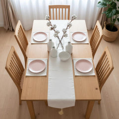 Ivory Mist Elegance Table Runner With 4 Mats