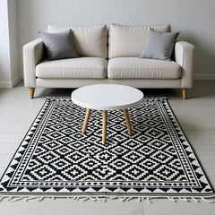 Diamond Style - Black & White (4ft x 6Ft)