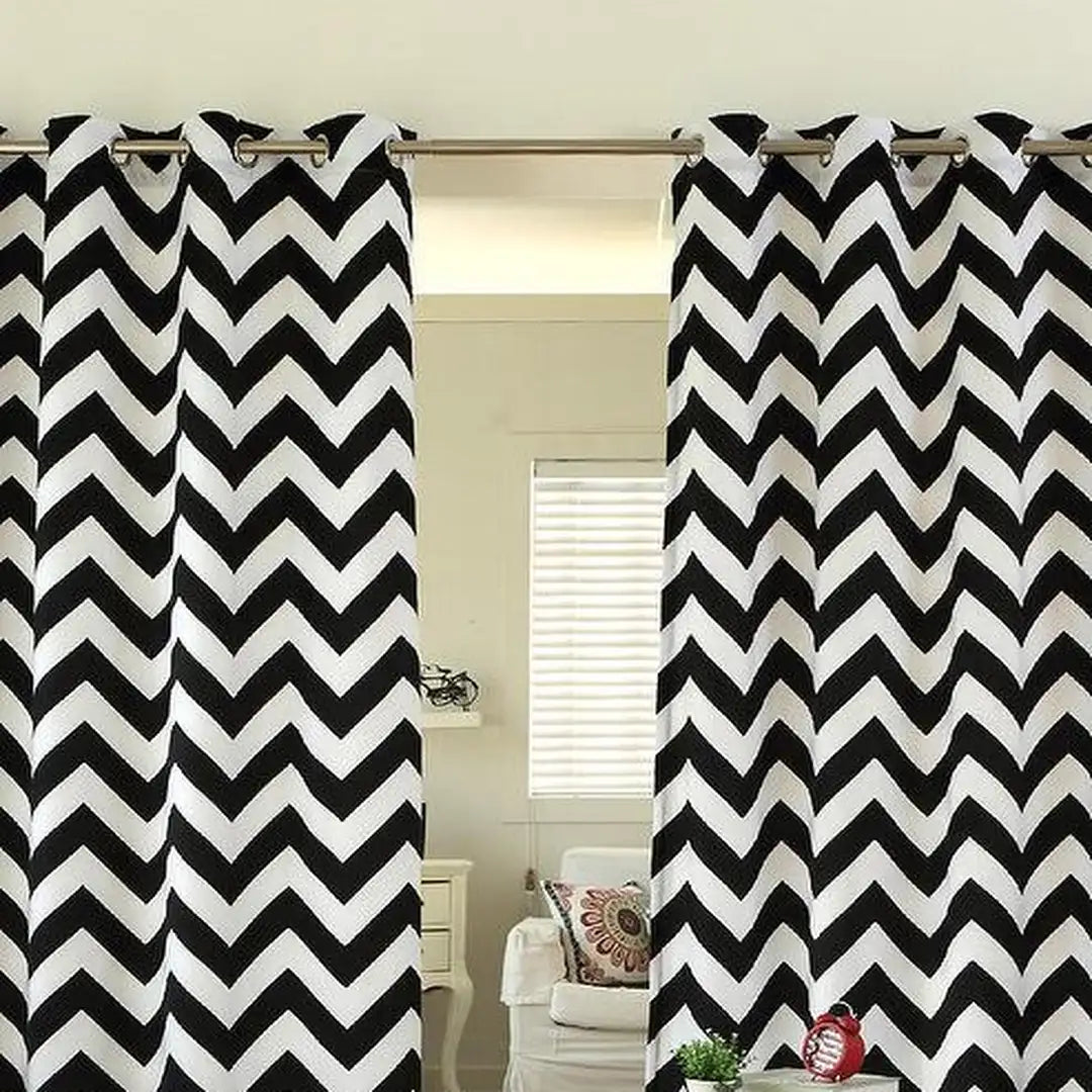 Black and White Ripple Pattern Curtain